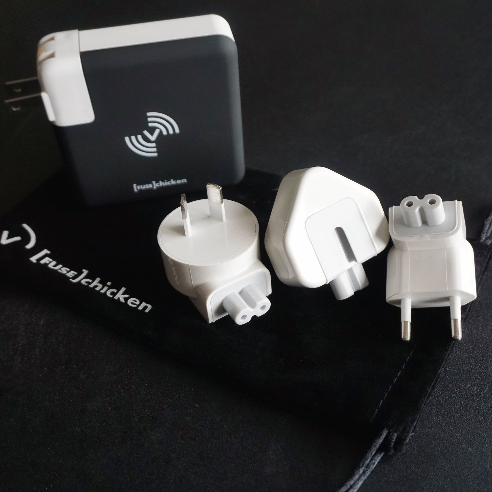 ClickCharge MagSafe Wireless PowerBank – [Fuse]Chicken